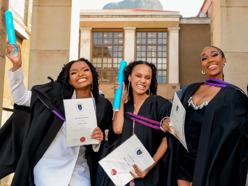 UCT Graduating Students